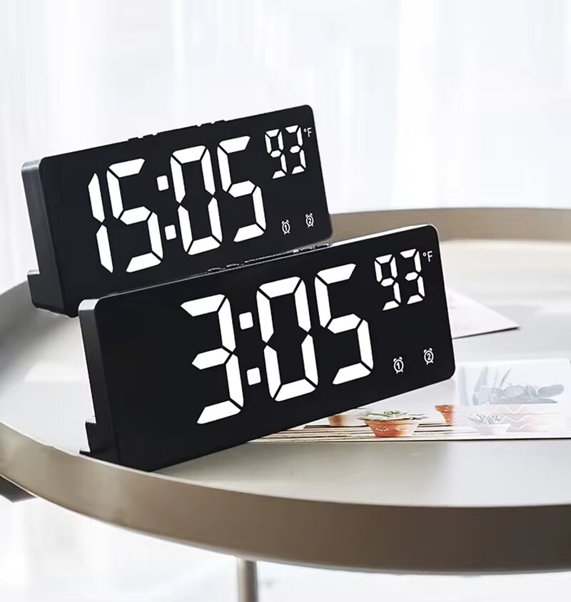 Voice control desk alarm clock with temperature display