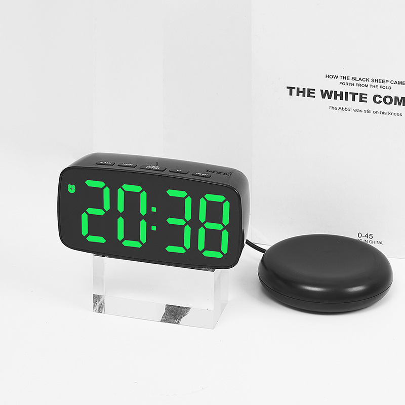 Vibration alarm clock with LED display for heavy sleepers