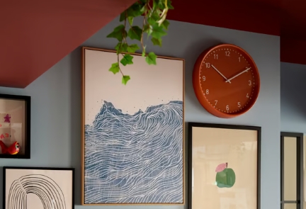 Tips on Decorating With Wall Clocks and Art