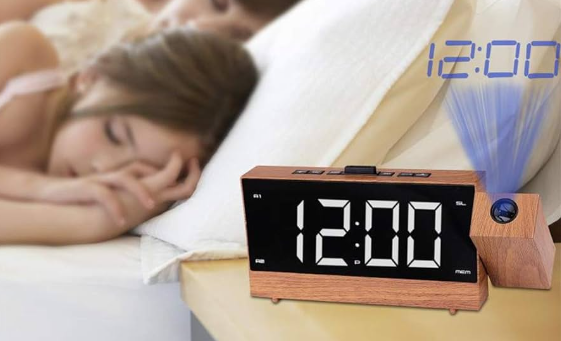 Despertadores con proyección: el nuevo gadget imprescindible para el dormitorio