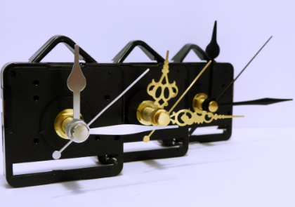 Quartz vs. Silent Sweep Movement: Which Clock Mechanism Is Better?